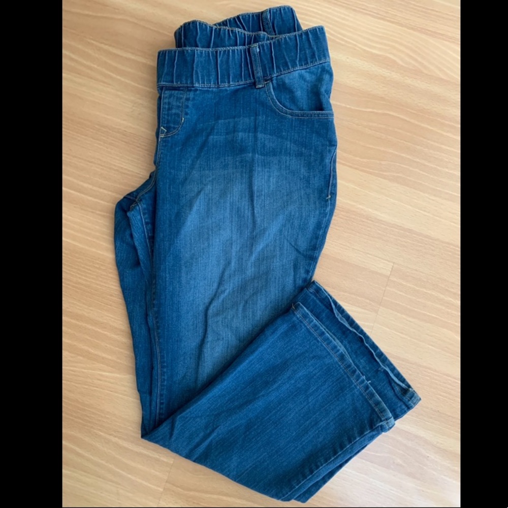 Old Navy Maternity Jeans